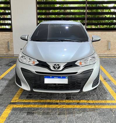 TOYOTA YARIS 1.5 16V FLEX XL PLUS CONNECT MULTIDRIVE TOYOTA YARIS 1.5 16V FLEX XL PLUS CONNECT MULTIDRIVE